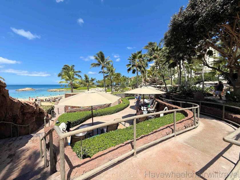 Disney Aulani Resort character breakfast & resort review