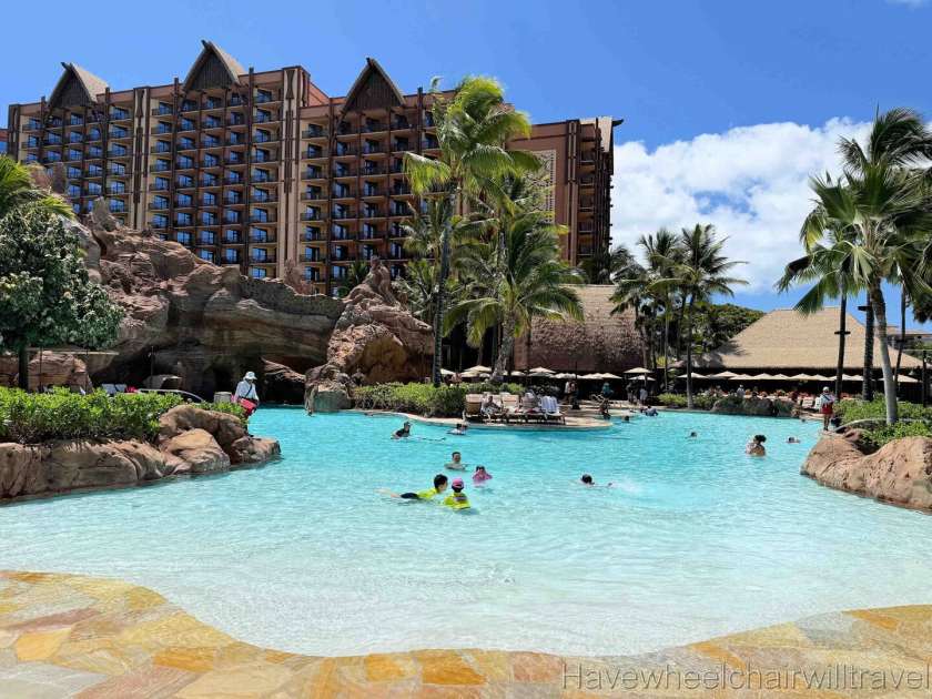 Disney Aulani Resort character breakfast & resort review