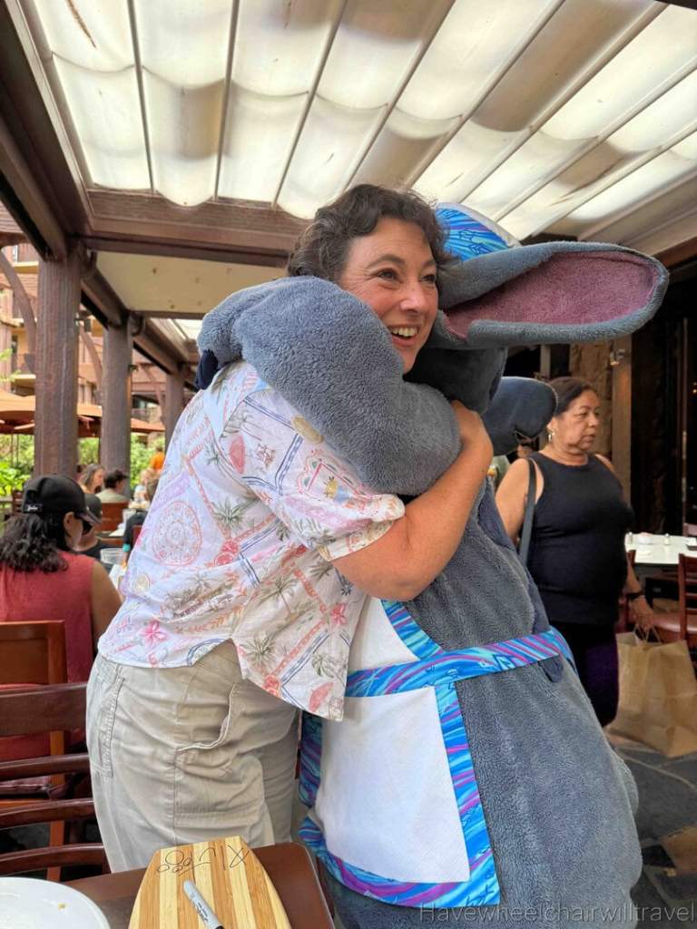 Disney Aulani Resort character breakfast & resort review