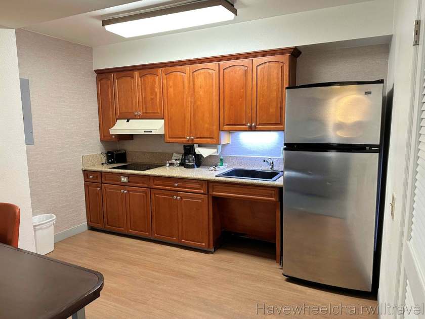 Clementine Hotel & Suites Anaheim - hotel review - Have Wheelchair Will Travel