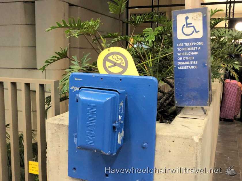 Los Angeles Airport - accessibility Tom Bradley Terminal