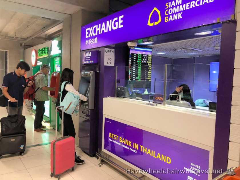 Money exchange Bangkok Airport