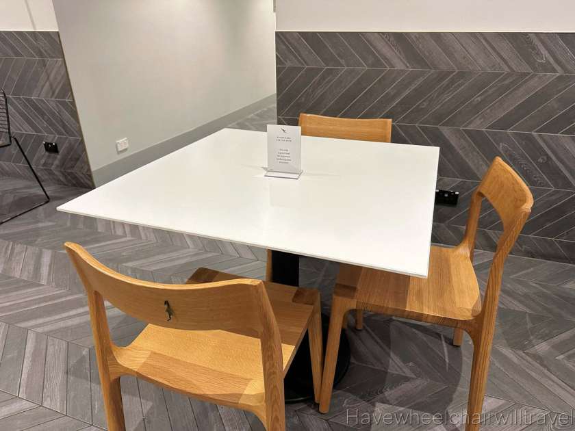Qantas Club lounge Melbourne Domestic Airport review - Have Wheelchair Will Travel 