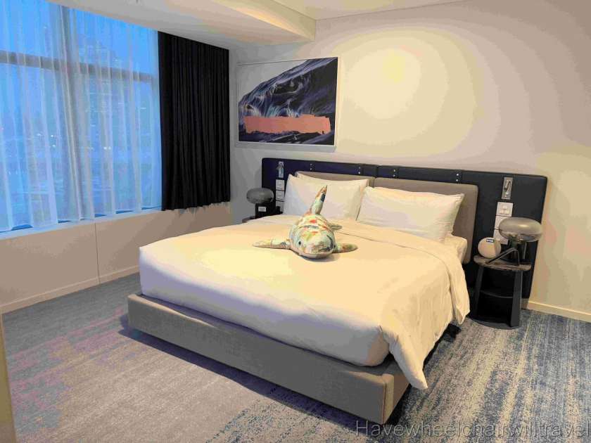 W Hotel Darling Harbour review - Have Wheelchair Will Travel